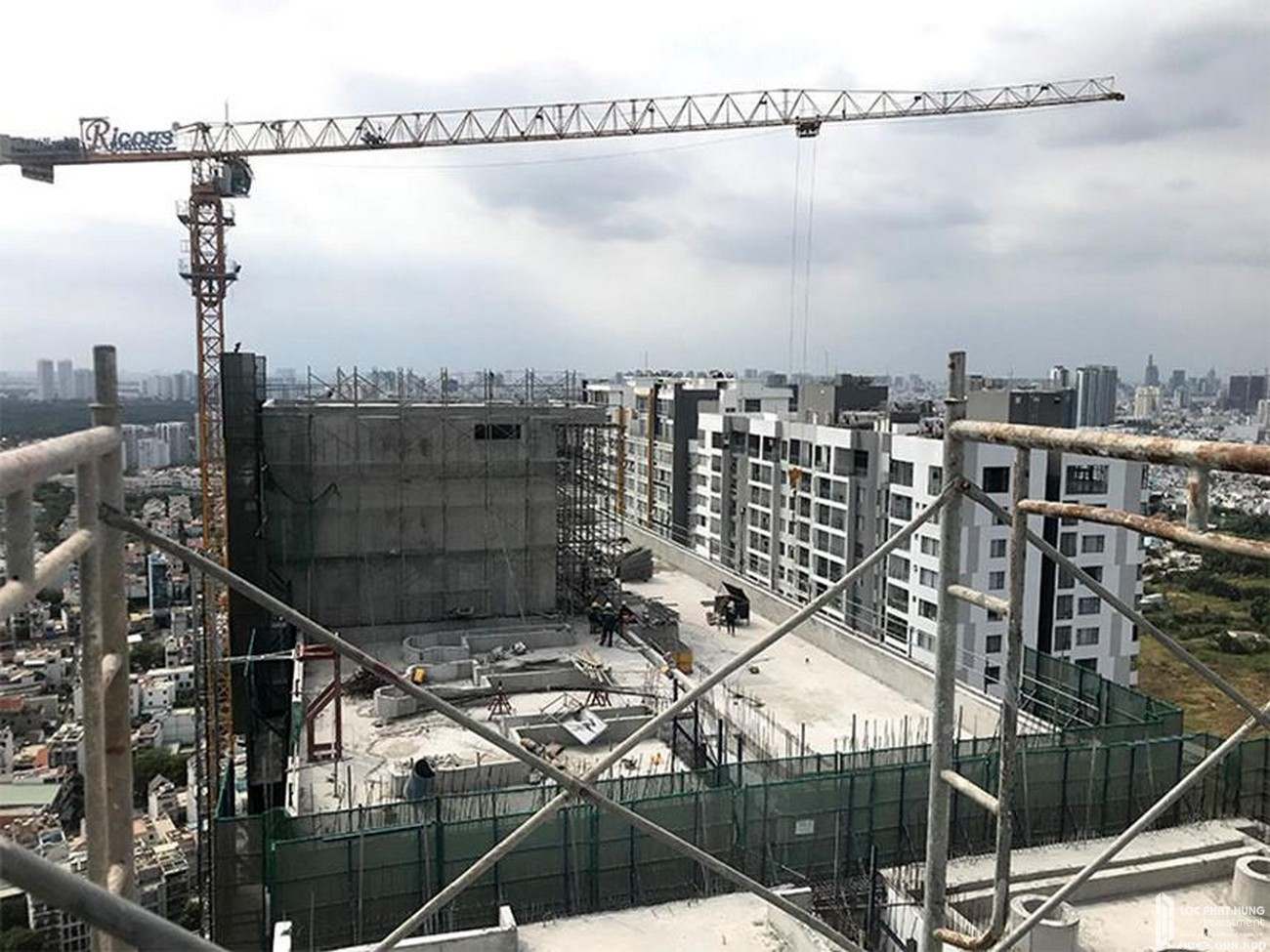 Tiến độ dự án căn hộ chung cư River Panorama Quận 7 Đường Hoàng Quốc Việt chủ đầu tư An Gia Investment 04/2020