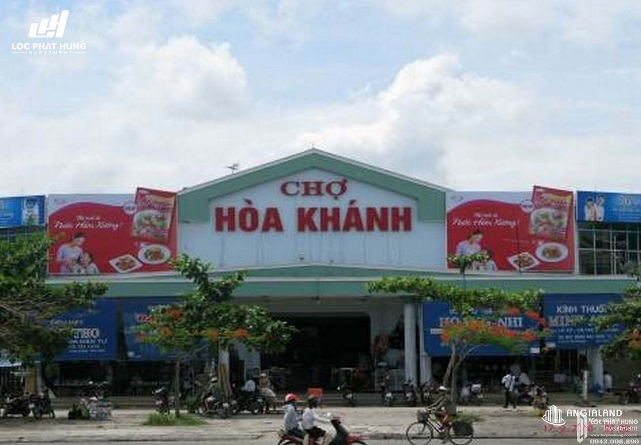 Chợ Hòa Khánh cách dự án Asiana Complex Đà Nẵng 5 phút di chuyển