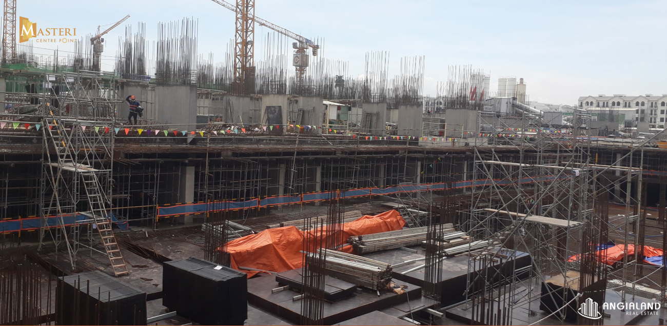 Tiến độ xây dựng chung cư Masteri Centre Point T08/2021