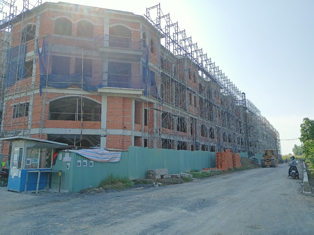 Tiến độ xây dựng Senturia Nam Saigon 12/2021 phân khu 1