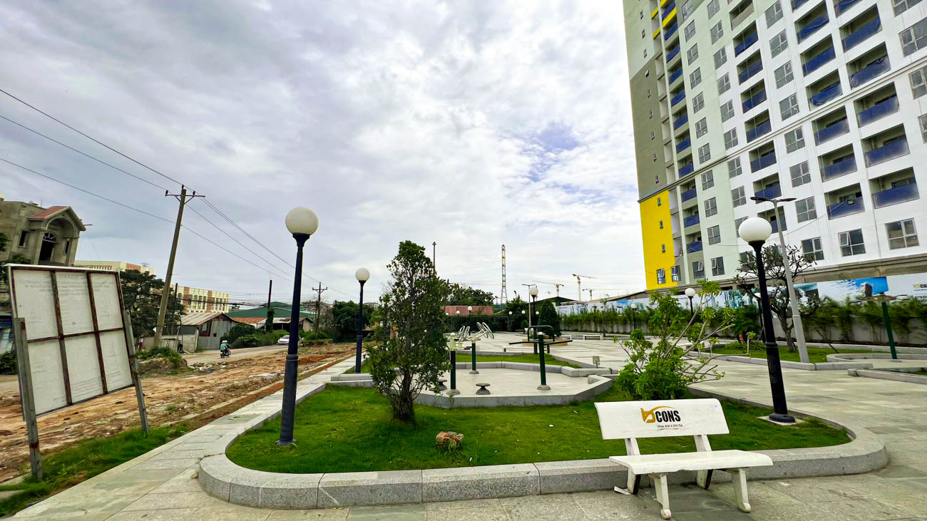 Tiến độ xây dựng mới nhất tháng 10/2022 dự án căn hộ Bcons Plaza Bình Dương.