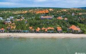 Aston Phan Thiết Beach Hotel & Resort