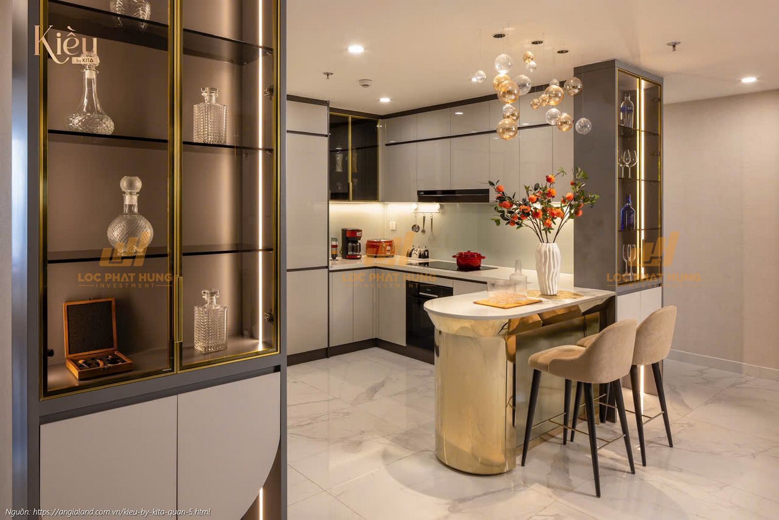 Không gian bếp và bàn ăn tại nhà mẫu căn hộ 23-02 (3PN 2WC, 155m2) dự án Kiều By Kita.