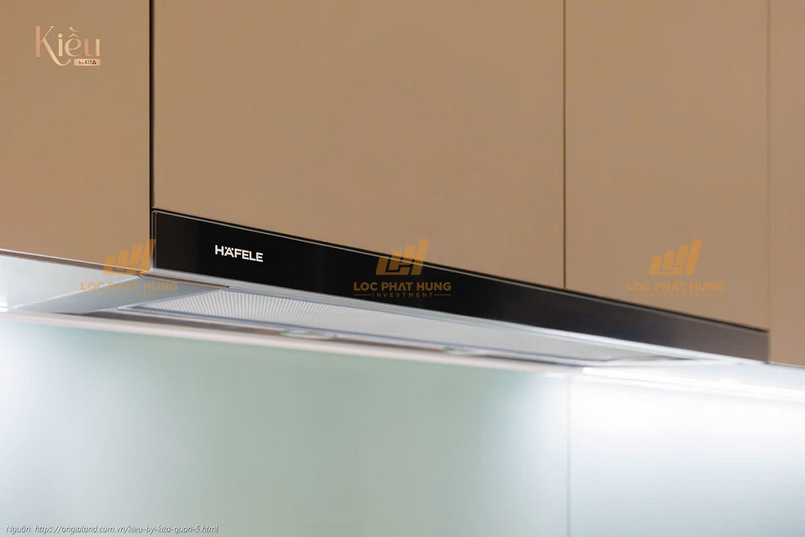 Máy hút mùi hiện đại, công suất lớn trong gói thiết bị bàn giao căn hộ Kiều By Kita Quận 5