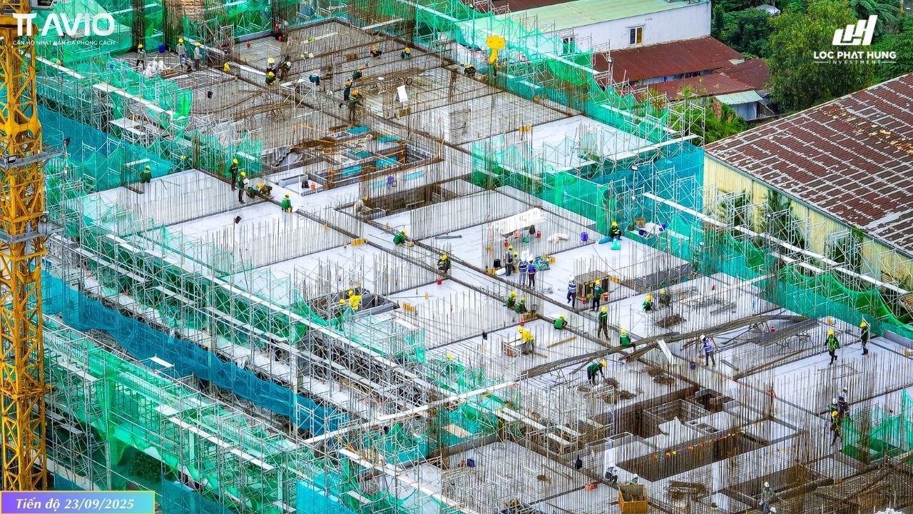 Tiến độ xây dựng tháp Avis dự án TT Avio tháng 23/09/2025: Hoàn thành đổ sàn tầng 6 và thi công trụ tầng 7