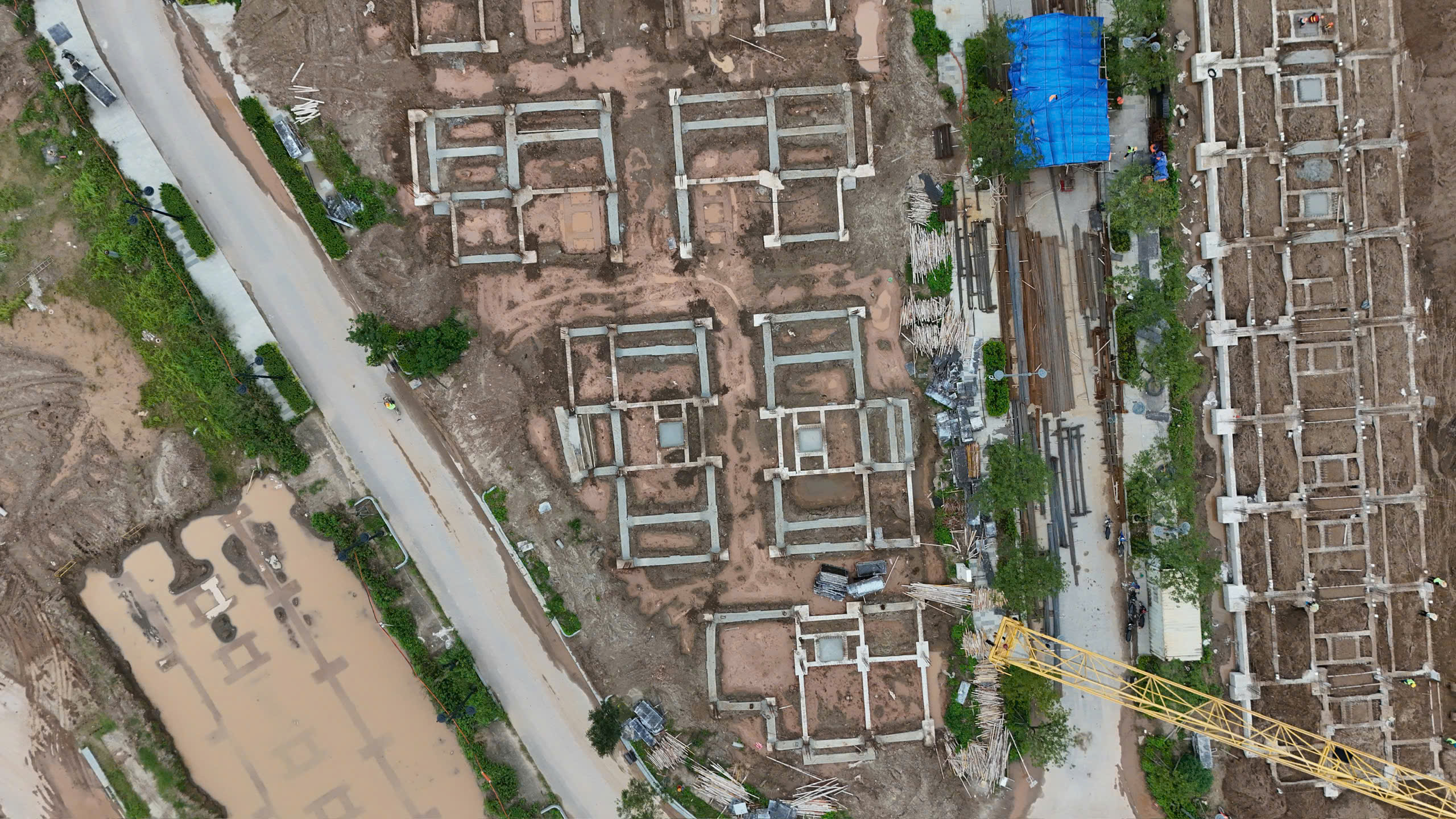 Tiến Độ Xây Dựng Hồng Hạc City 12/2025