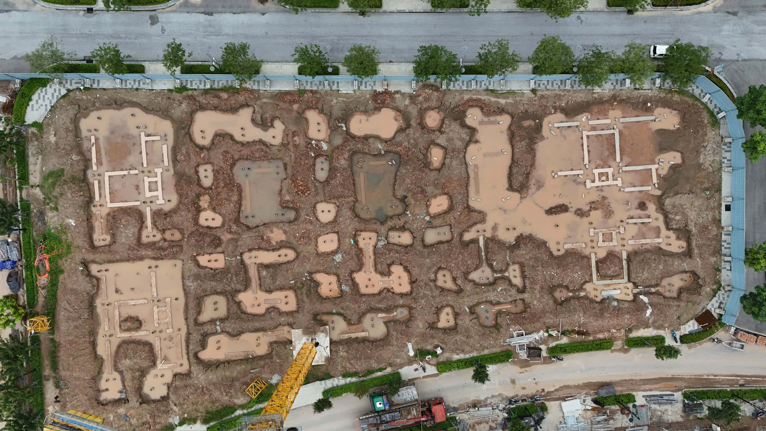 Tiến Độ Xây Dựng Hồng Hạc City 12/2025