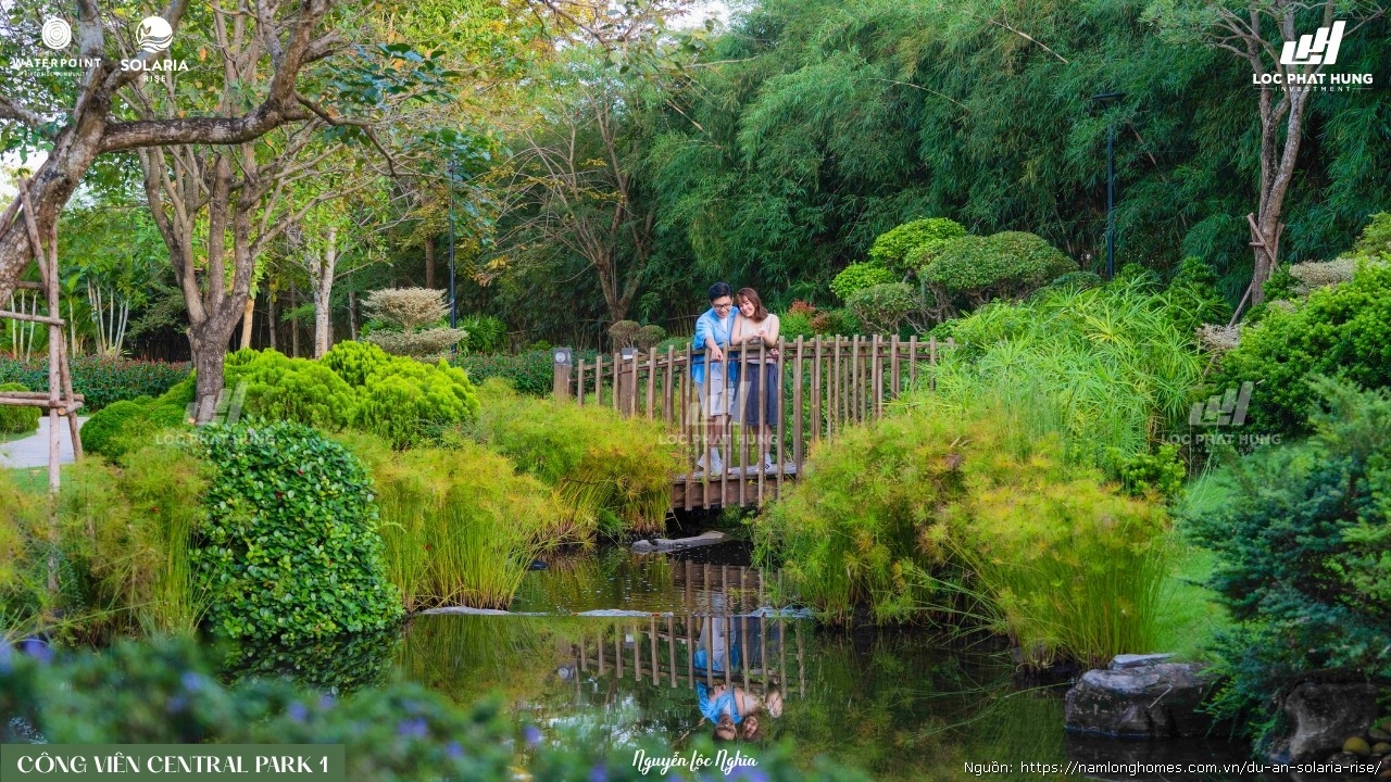 Khoảnh Khắc Thư Giãn Của Gia Đình Tại Công Viên Waterpoint