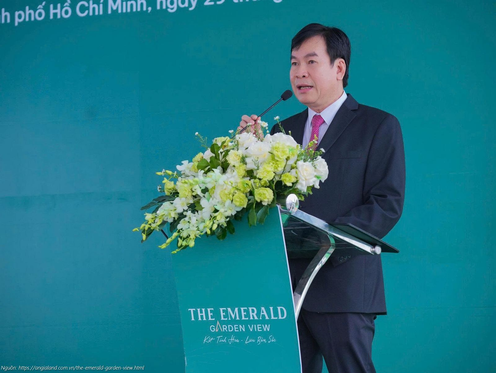 Ông Bùi Ngươn Phong - Chủ tịch HĐQT kiêm Nhà sáng lập Tập đoàn Lê Phong phát biểu tâm huyết tại sự kiện dự án The Emerald Garden View