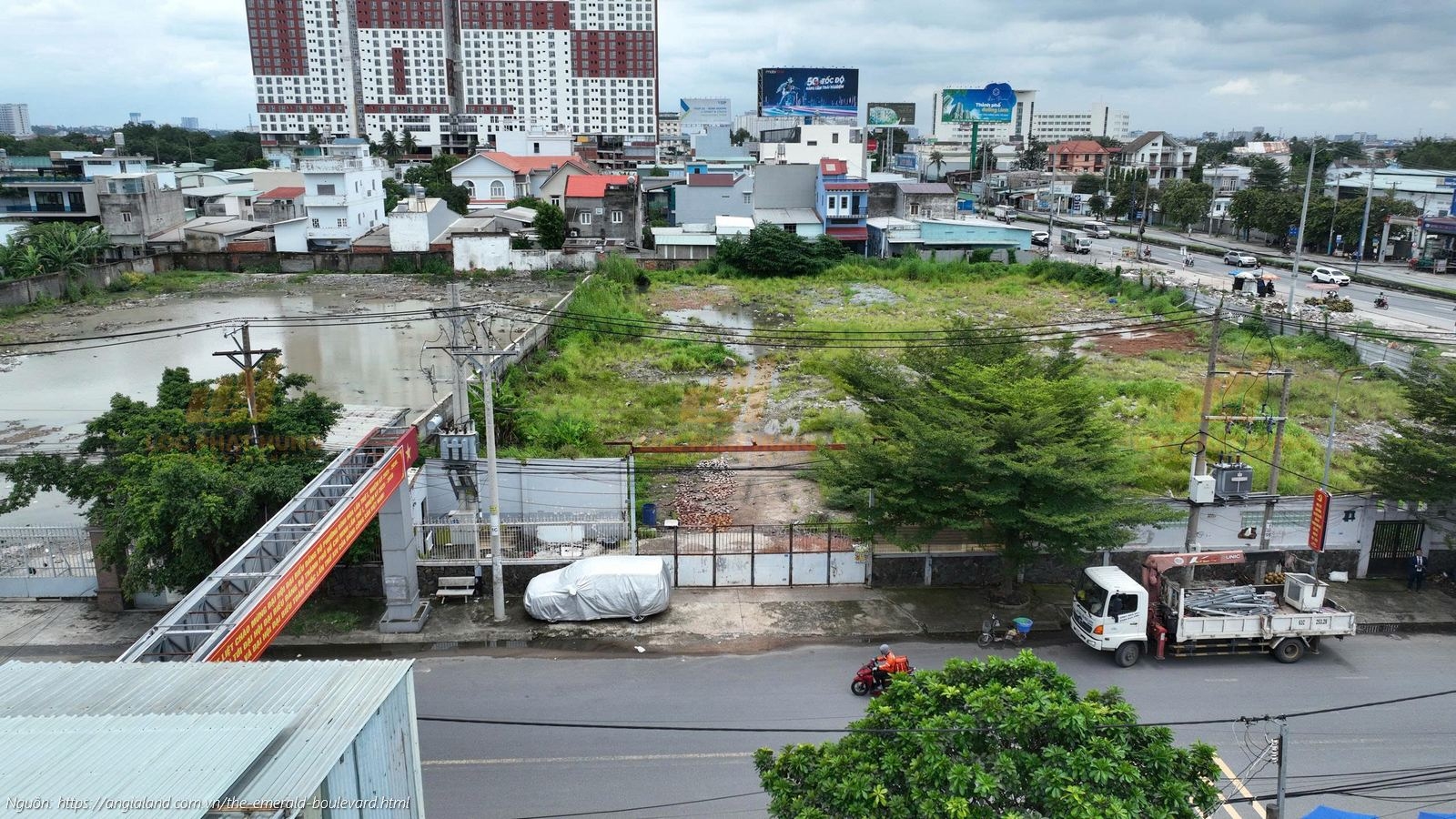 Tiến độ xây dựng dự án căn hộ chung cư The Emerald Boulevard Tháng 09/2025