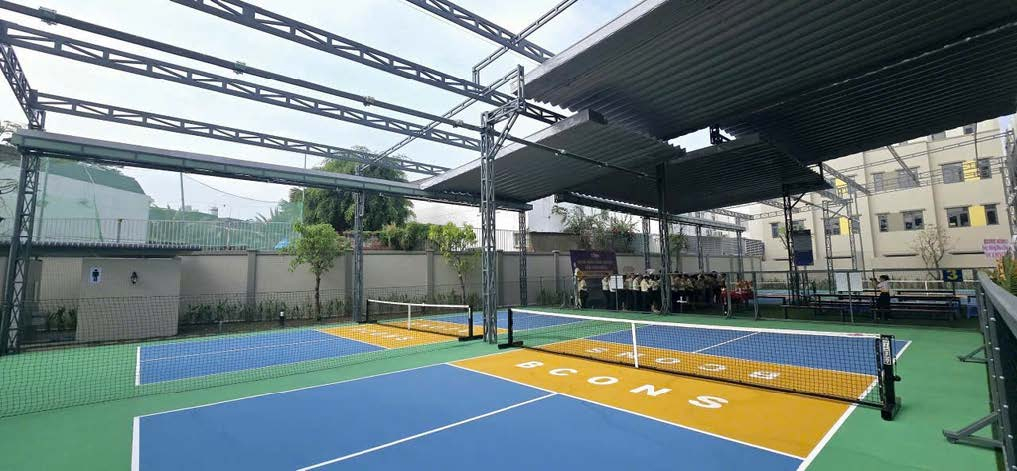 Sân cầu lông nội khu Bcons Uni Valley