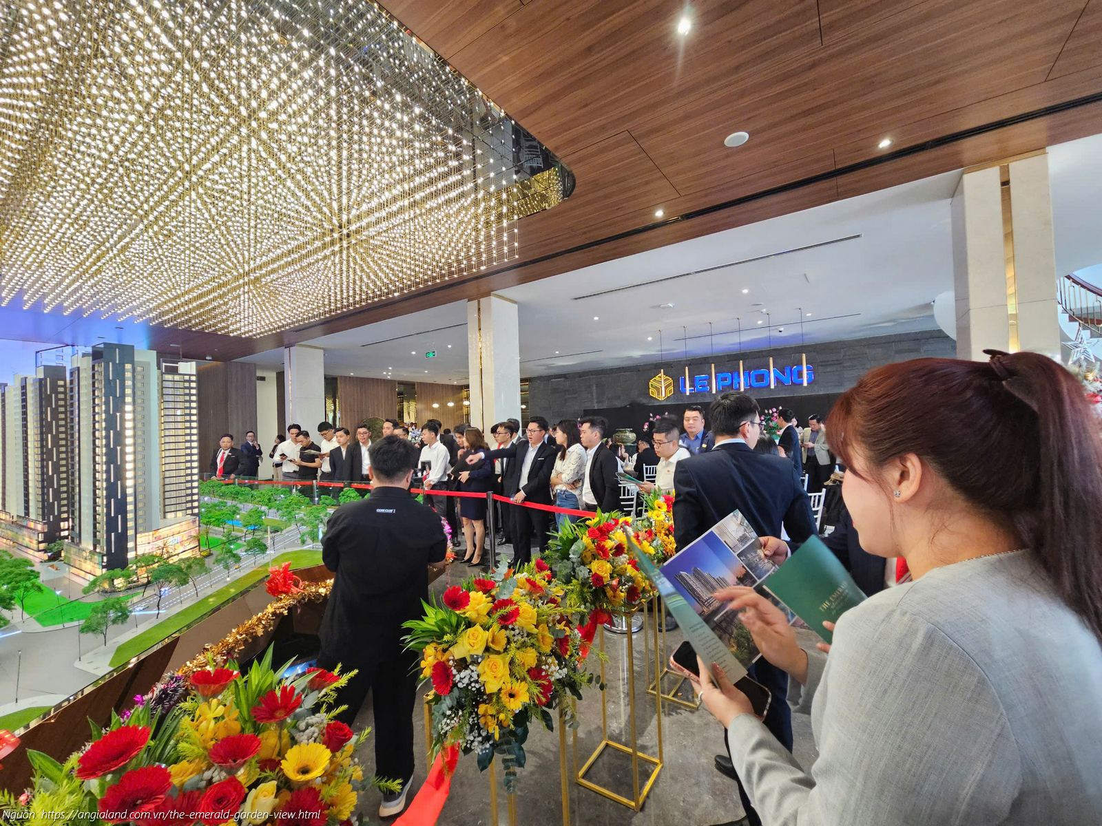 Hình ảnh sa bàn thực tế dự án căn hộ The Emerald Garden View tại Sales Gallery