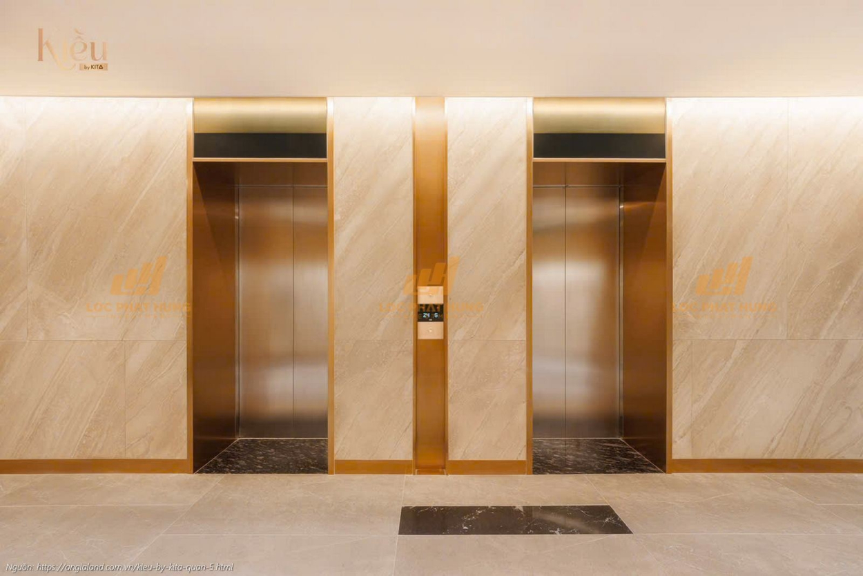 Ảnh thực tế sảnh thang máy riêng tư, an ninh tại tầng 23, dự án Kiều By Kita Quận 5