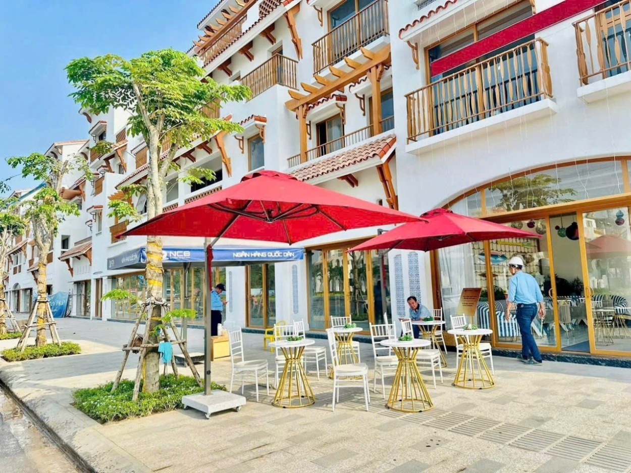 Toàn cảnh tiến độ xây dựng siêu đô thị biển