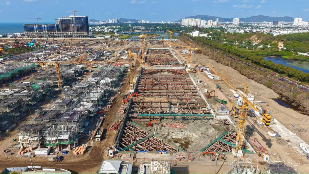 Thi công móng cọc các tòa tháp căn hộ biển